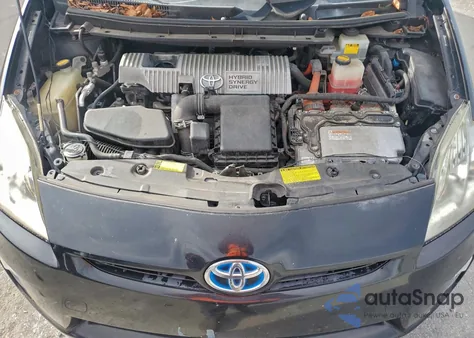 2011 Toyota Prius z USA, uszkodzony, nr VIN JTDKN3DU0B0260040